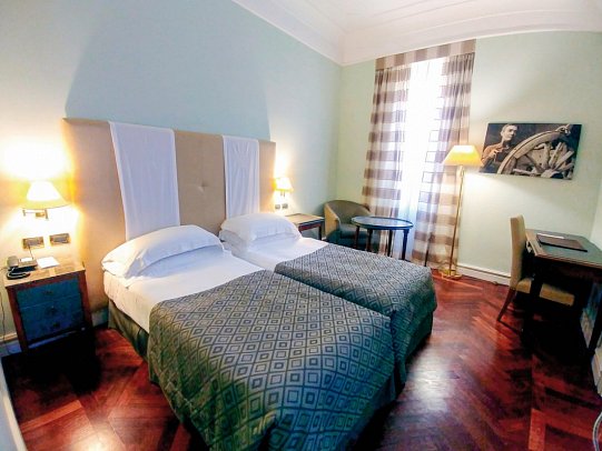 Grand Hotel Piazza Borsa - Wohnbeispiel Doppelzimmer Executive (Zimmercodierung DT1)