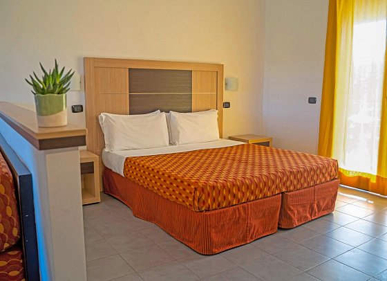 VOI Baia di Tindari Resort - Wohnbeispiel Doppelzimmer (Zimmercodierung DB1)
