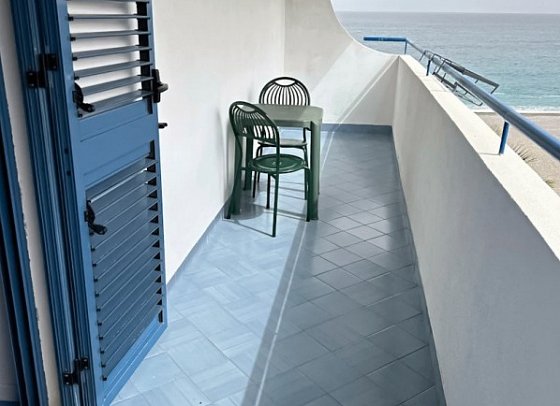Baia degli Dei - Wohnbeispiel Doppelzimmer seitl. Meerblick (Zimmercodierung D1N)