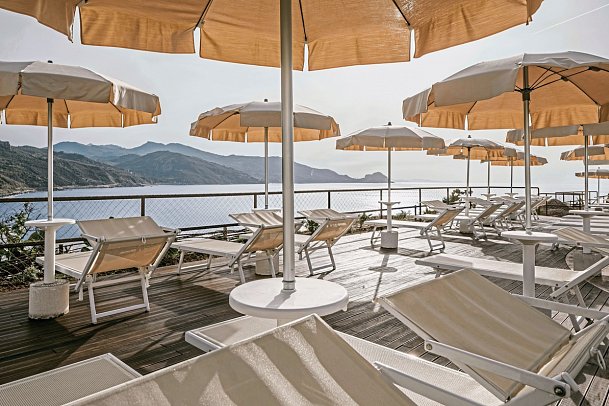 Mangia's Pollina Resort