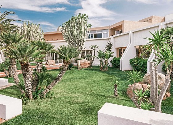 Mangia's Pollina Resort