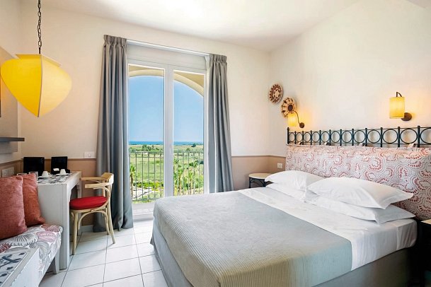 Mangia’s Selinunte Resort - Wohnbeispiel Doppelzimmer Superior Meerblick (Zimmercodierung DSM)