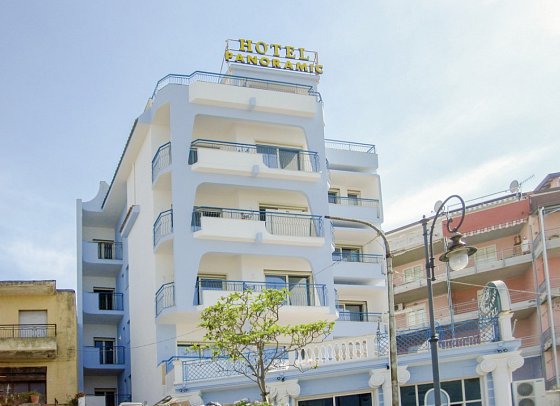 Panoramic