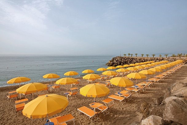 Delta Hotels by Marriott Giardini Naxos