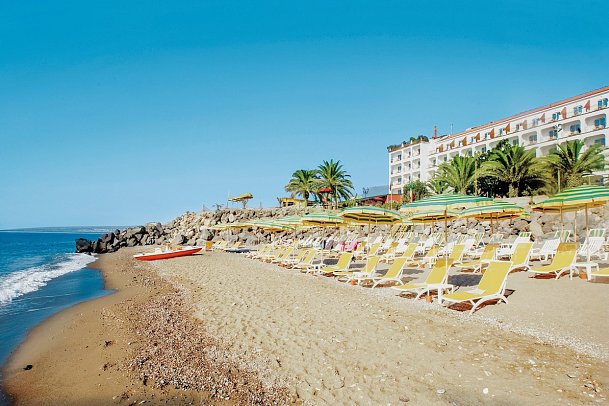Delta Hotels by Marriott Giardini Naxos