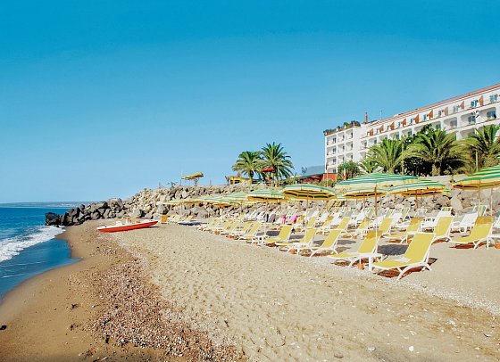 Delta Hotels by Marriott Giardini Naxos