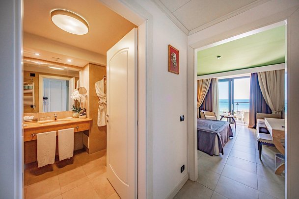 Cefalù Sea Palace - Wohnbeispiel Doppelzimmer Meerblick