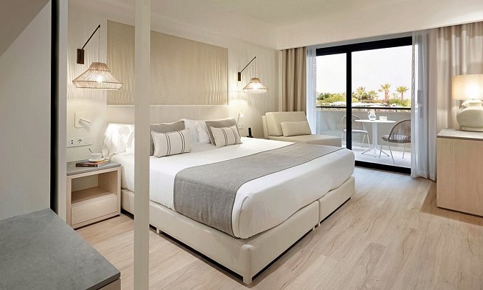 Grand Palladium Sicilia Resort & Spa - Wohnbeispiel Doppelzimmer Deluxe Poolblick (Zimmercodierungen UDP & DDP)