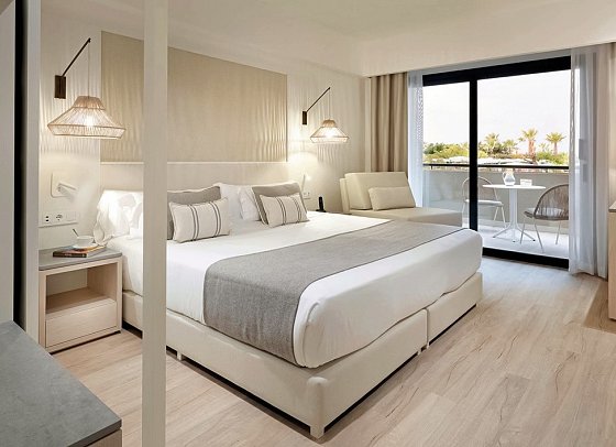 Grand Palladium Sicilia Resort & Spa - Wohnbeispiel Doppelzimmer Deluxe Poolblick (Zimmercodierungen UDP & DDP)