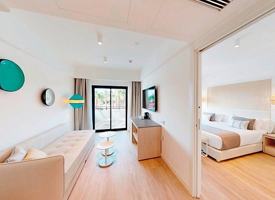 Grand Palladium Sicilia Resort & Spa - Wohnbeispiel Signature Level Suite (Zimmercodierung WB1)
