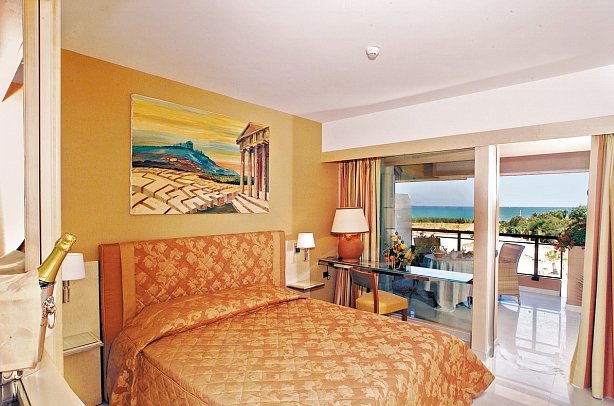 MClub Acacia Resort - Wohnbeispiel Doppelzimmer Superior Meerblick (Zimmercodierung DSM)