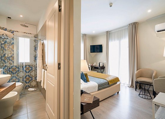 Rivage Taormina - Wohnbeispiel Doppelzimmer Deluxe Meerblick (Zimmercodierung DDM)
