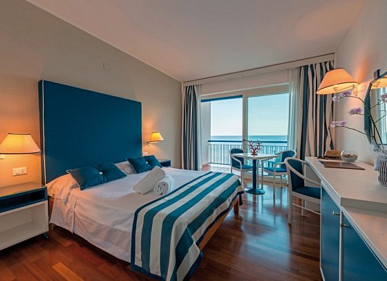 Splendid La Torre - Wohnbeispiel Doppelzimmer Meerblick (Zimmercodierung DBM)