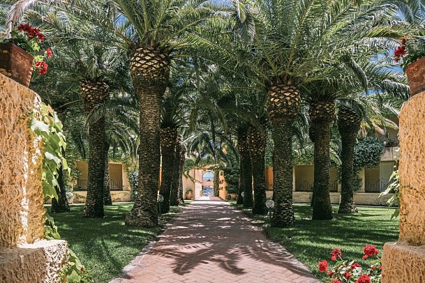 Mangia’s Brucoli, Sicily, Autograph Collection