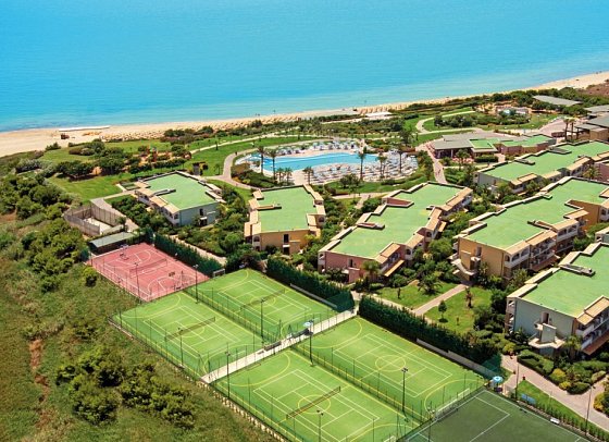 Serenusa Resort