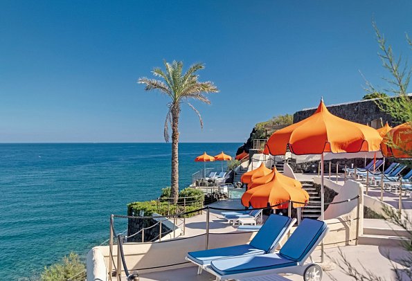 Therasia Resort Sea & Spa
