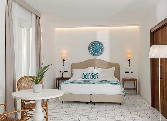 Therasia Resort Sea & Spa - Premier