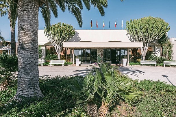 MClub Alicudi, Sicily