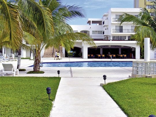 Beachscape Kin Ha Villas & Suites