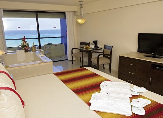 Crown Paradise Club Cancun - Crown Club