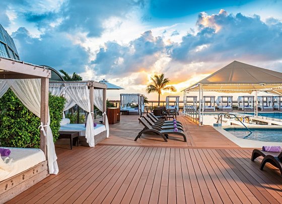 Crown Paradise Club Cancun