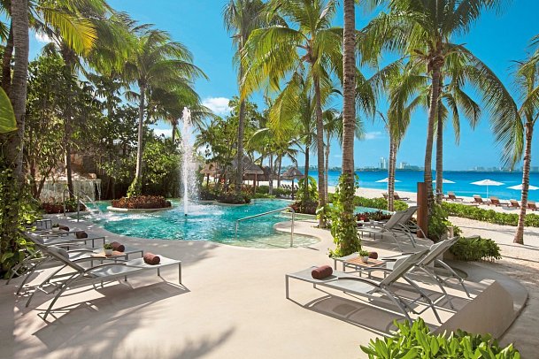 Dreams Sands Cancun Resort & Spa