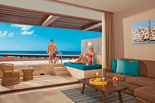 Dreams Playa Mujeres Golf & Spa Resort - Wohnbeispiel Preferred Club Juniorsuite Swim Out Oceanview Adults (Zimmercodierung JBQ)