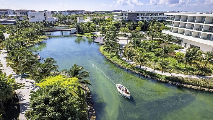 Grand Palladium Select Costa Mujeres