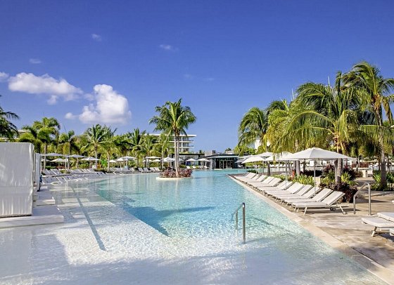 Grand Palladium Select Costa Mujeres