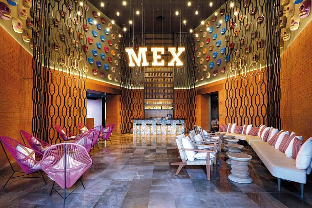 Family Selection at Grand Palladium Select Costa Mujeres