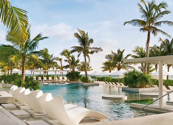SLS Playa Mujeres