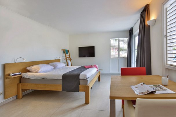 Chogogo Dive & Beach Resort - Wohnbeispiel Studio (Zimmercodierungen SB1 & S3M)