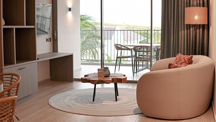 Dolphin Suites - Wohnbeispiel Deluxe Suite Preferred View (Zimmercodierung WD2)