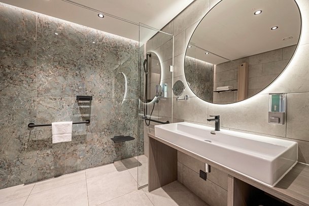 Dolphin Suites - Wohnbeispiel Deluxe Room (Zimmercodierungen UD3 & PD3)