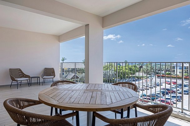 Dolphin Suites - Wohnbeispiel Deluxe Suite (Zimmercodierungen WD1 & PD3)