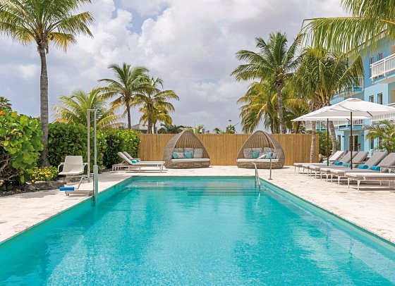 Dolphin Suites