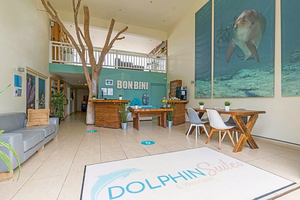 Dolphin Suites - Lobby