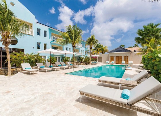Dolphin Suites