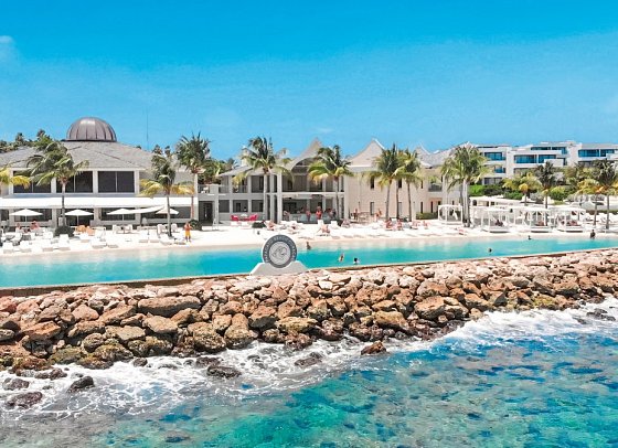 Papagayo Beach Hotel