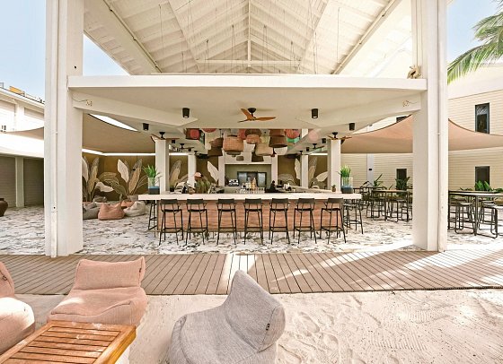 Papagayo Beach Hotel
