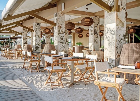 Papagayo Beach Hotel