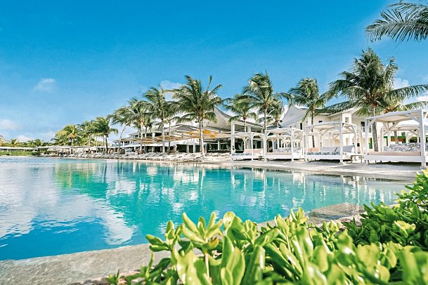 Papagayo Beach Hotel