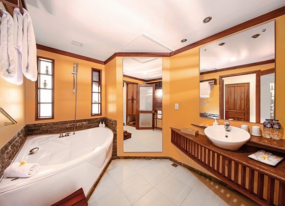 Victoria Hoi An Beach Resort & Spa - Bad Superior River View (Zimmercodierungen US1 & USG)