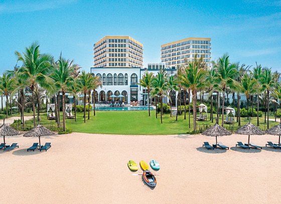 Wyndham Hoi An Royal Beachfront Resort