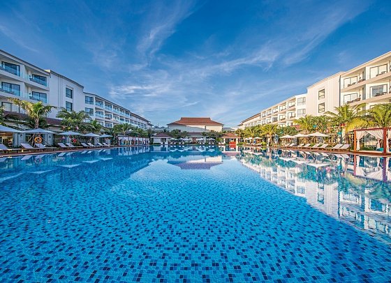 Renaissance Danang Hoi An Resort & Spa