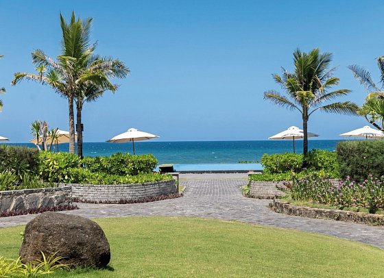Melia Danang Beach Resort
