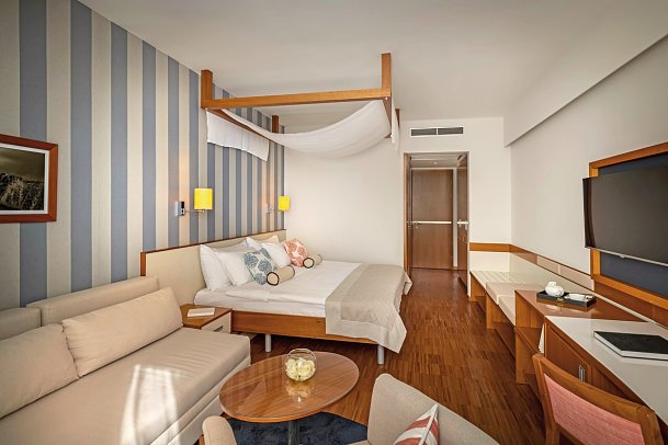 President Hotel Valamar Collection - Wohnbeispiel Zimmer für 2 plus 1 Meerblick (Zimmercodierungen DBM & D1M)