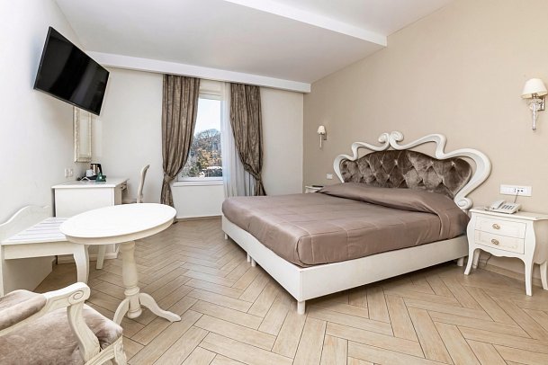 Grand Hotel Park - Wohnbeispiel Doppelzimmer Nebengebäude (Zimmercodierungen DBV & DCV)