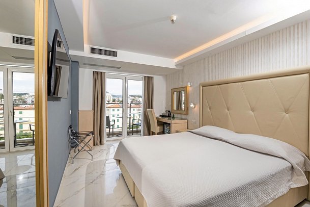 Grand Hotel Park - Wohnbeispiel Doppelzimmer (Zimmercodierungen DB1 & DC1)