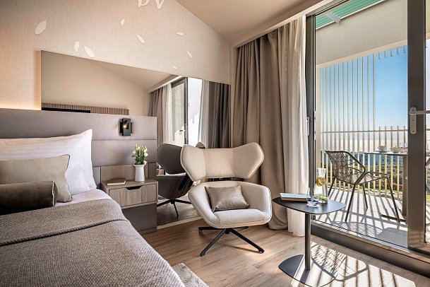 Valamar Lacroma Hotel - Wohnbeispiel Zimmer V Level für 2 plus 1 Meerseite (Zimmercodierung DS2)